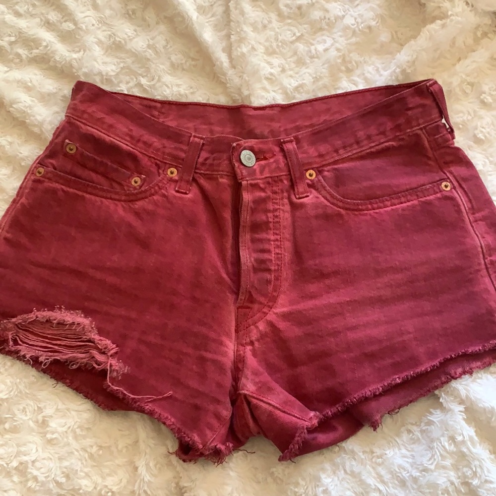 Levi 501 red shorts